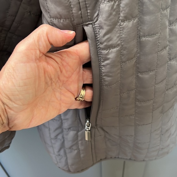 {Jane Ashley}Sz 1X Light Weight Gray Quilted Snap Front Jacket - Picture 3 of 8